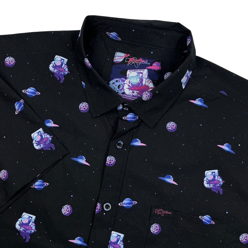 Retro Rifle Space Astronaut Short Sleeve Button Up Shirt XXL 25.5" Pit-to-Pit